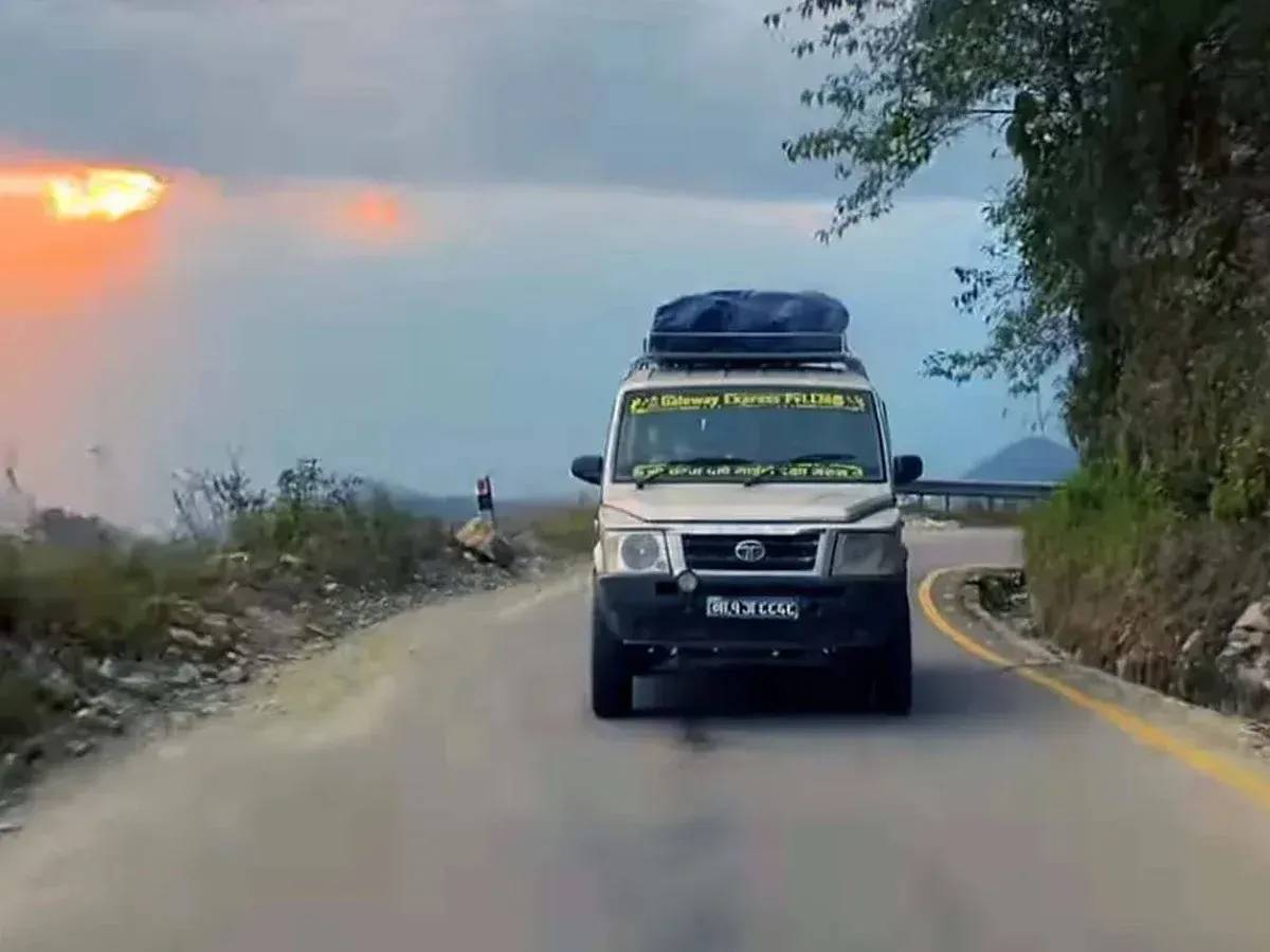 Everest Base Camp trek by Jeep