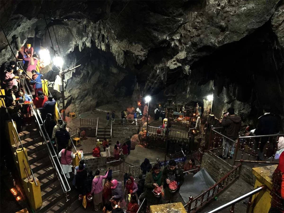 Halesi Maratika Cave Tour