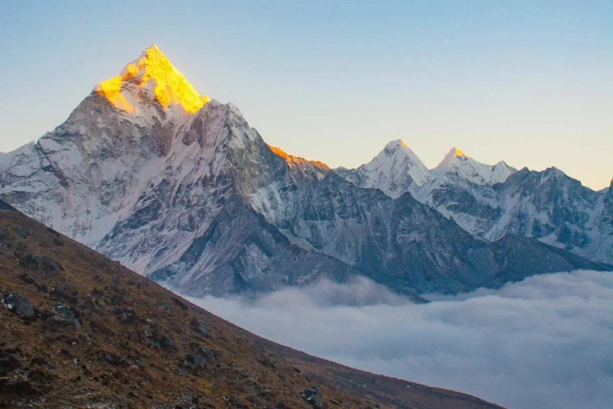 Classic Everest Base Camp Trek image 3
