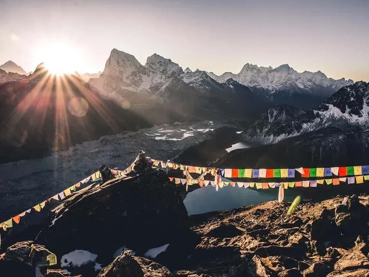 Gokyo Ri Trek