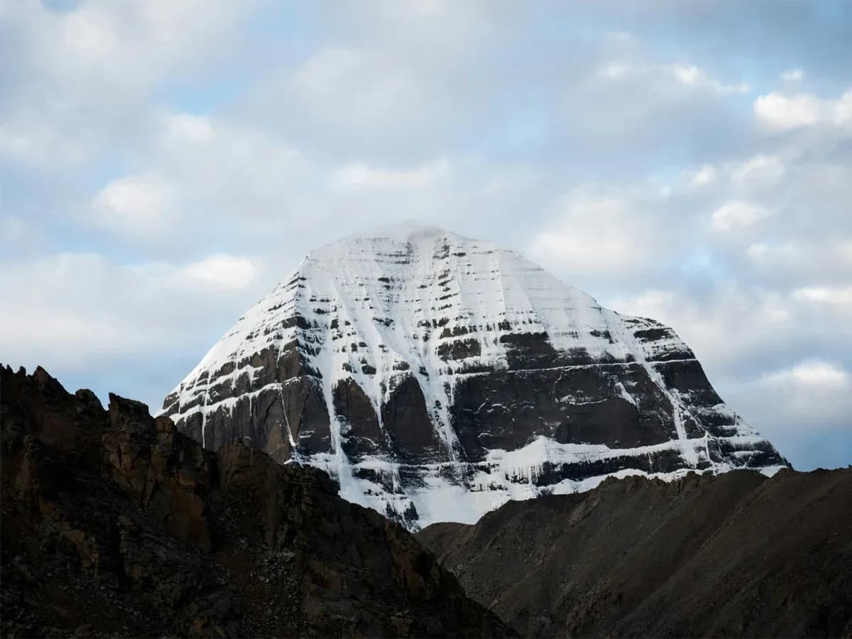 Mount Kailash tour via Kyirong