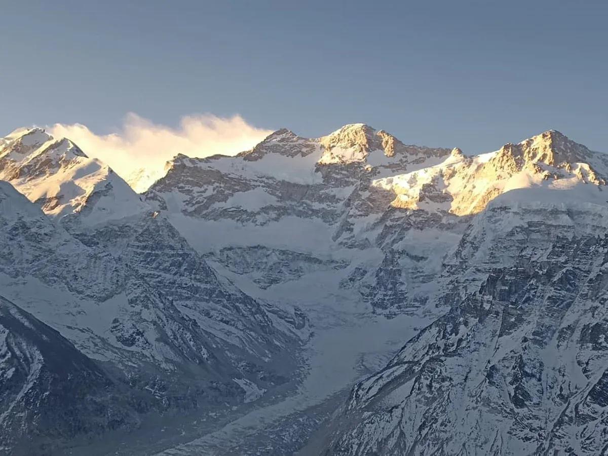 Kanchenjunga Circuit Trek image 1