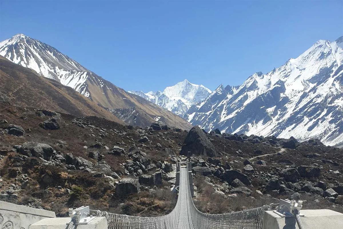 Langtang Gosaikunda Trek image 2