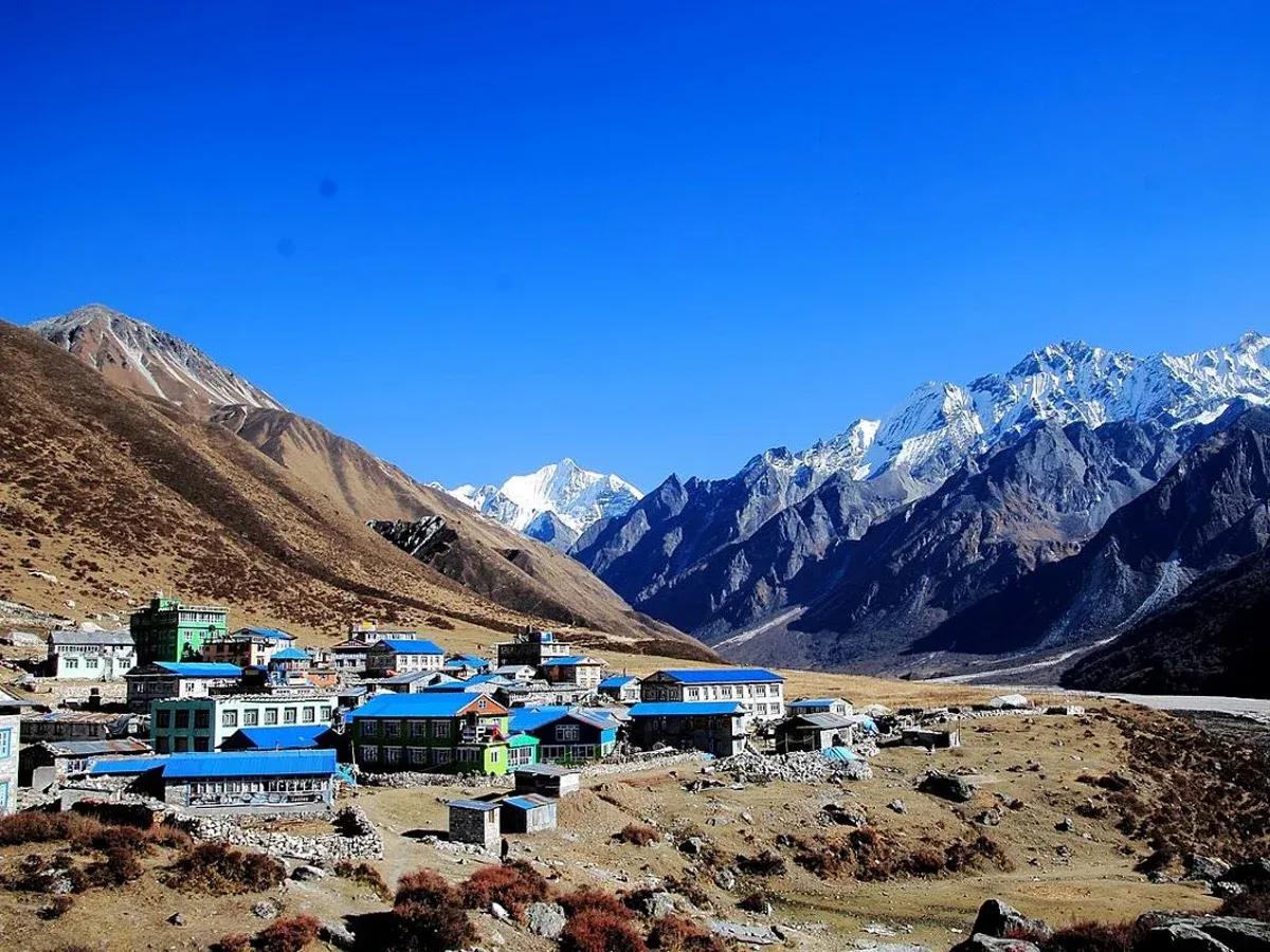 Langtang Helambu Trek image 1