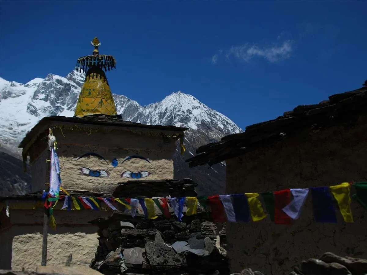 Manaslu Circuit Trek