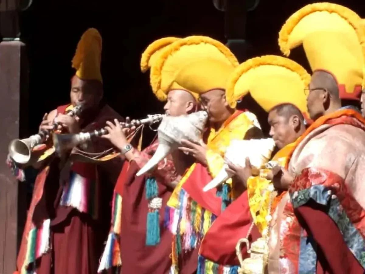 Everest Mani Rimdu festival trek