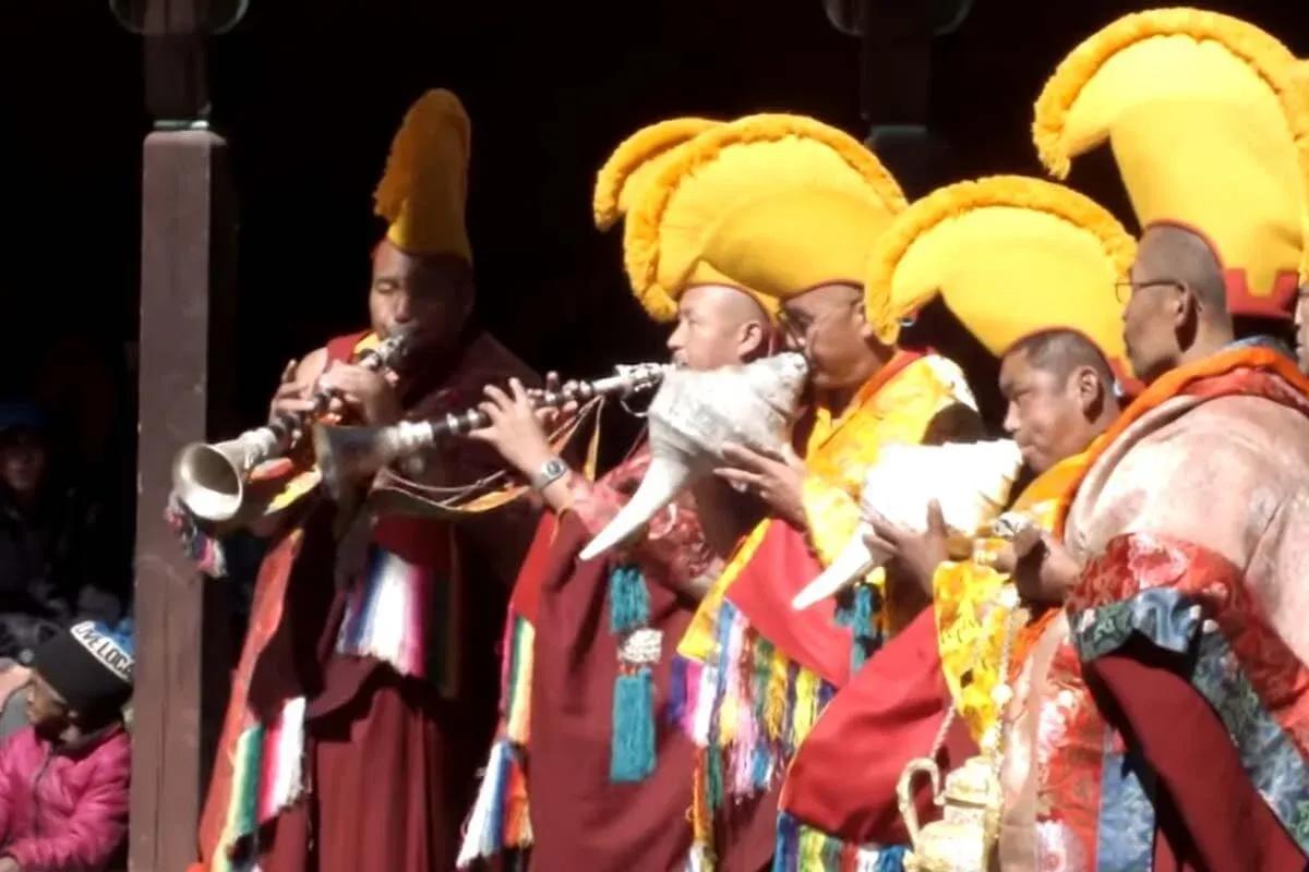 Everest Mani Rimdu Festival Trek image 2