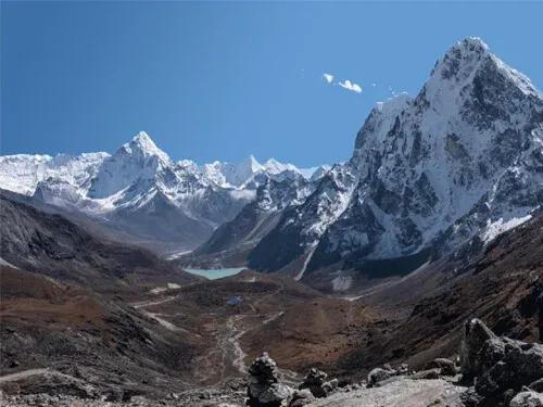 Renjo La and Cho La Pass Trek image