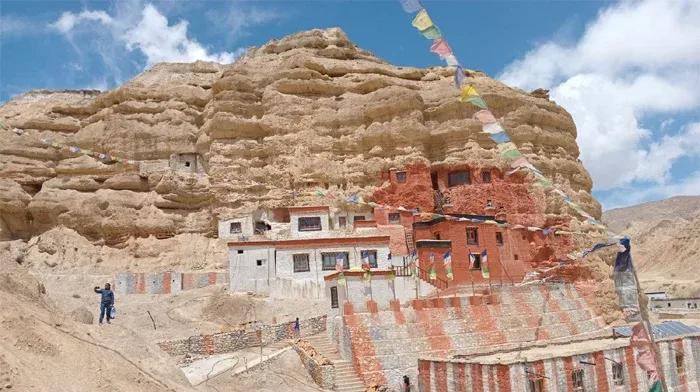 Upper Mustang Trek