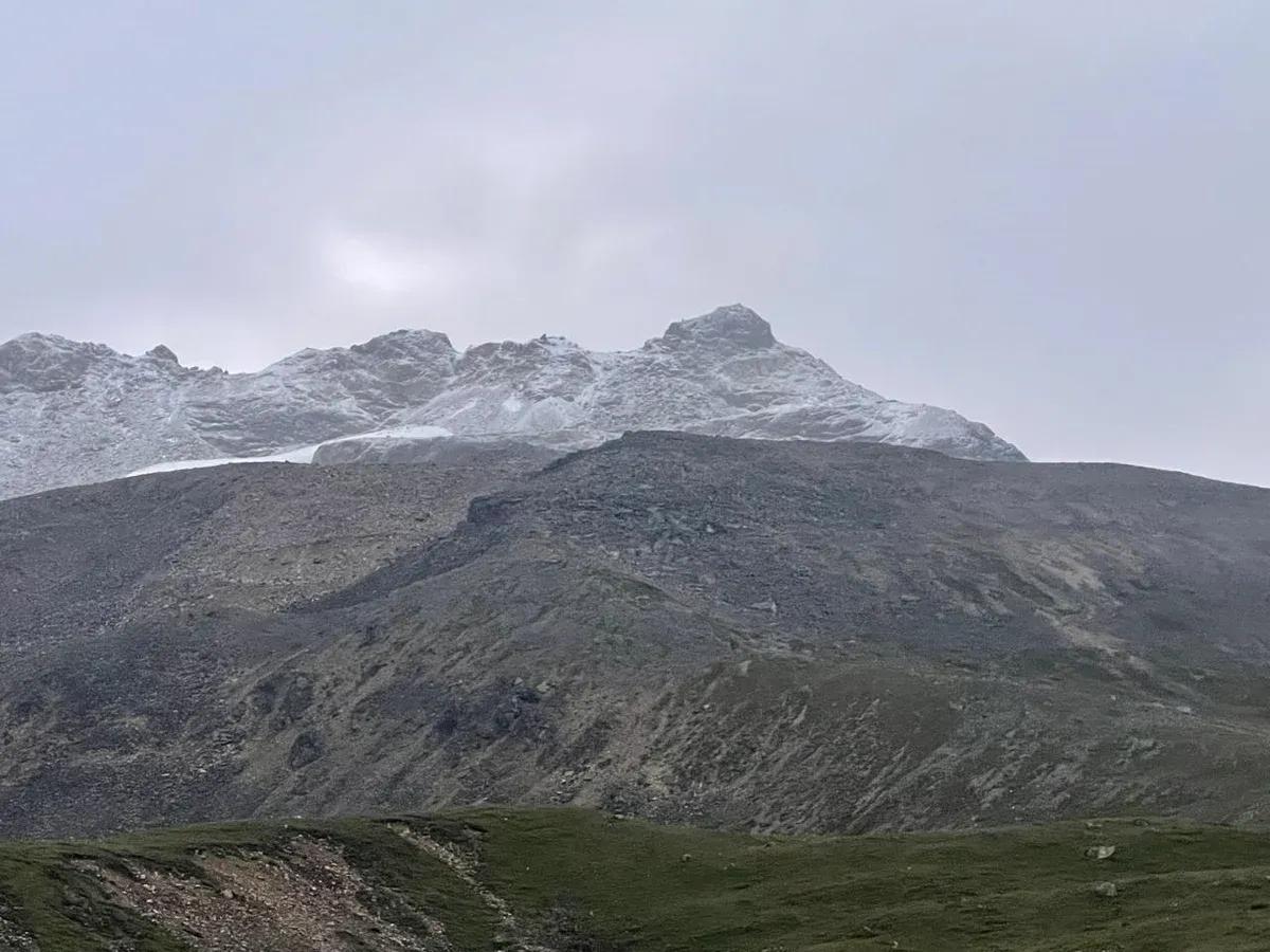 Yala Peak Climbing