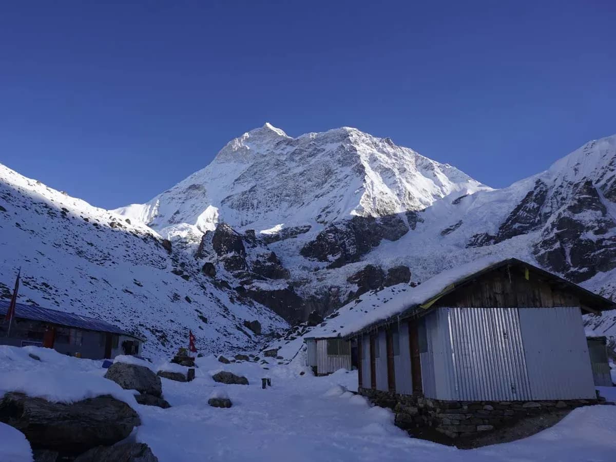 Makalu Base camp Trek
